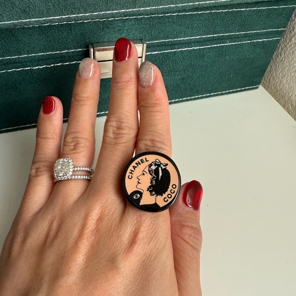 CHANEL Coco 2003 Coco Profile Ring